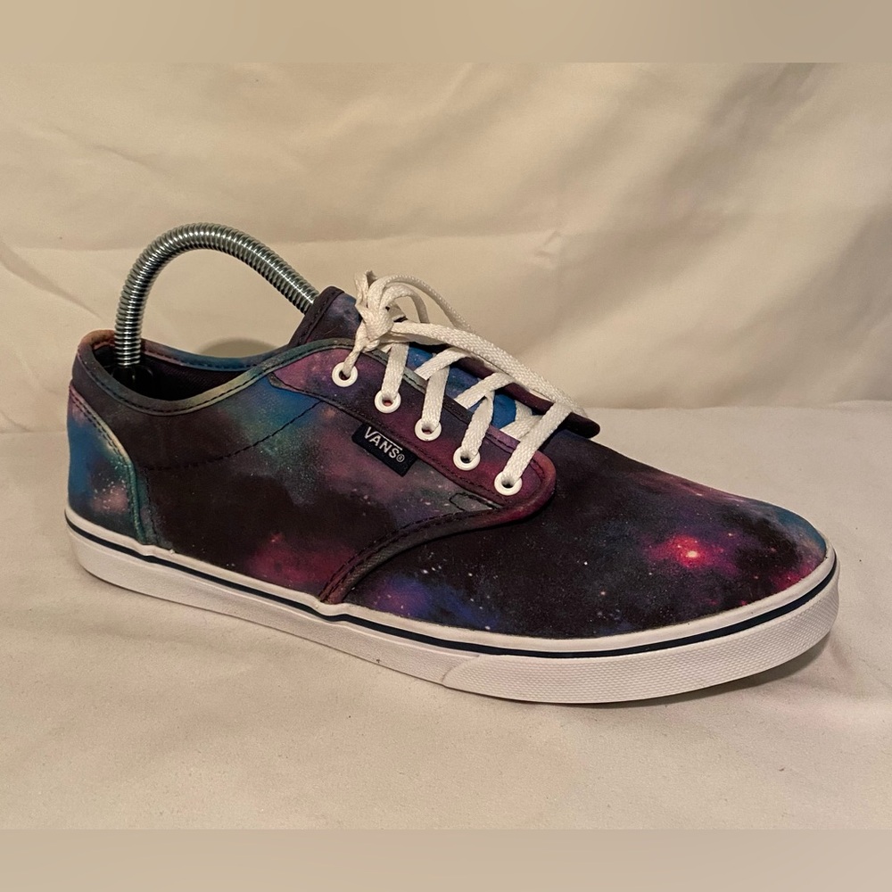 Size 8.5 - VANS Atwood Cosmic Galaxy Purple